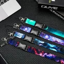 PERLE RARE Lot De 4 Lanières De Cou Starry Sky Avec Badge Détachable Coloré, Sangle De Cou, Porte-clés De Sécurité, Lanières Détachables Ciel étoilé Avec Boucle De Dégagement Pour Enseignants Adolescents, 18,2 X 2,5 Cm. -Equipement antichute Soldes 67356123 4